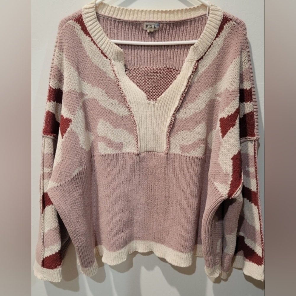 POL V-Neck Sweater